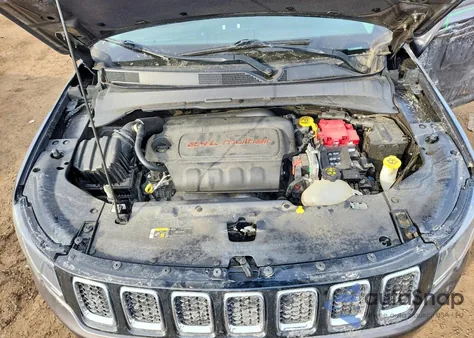 2021 Jeep Compass Latitude z USA, uszkodzony, nr VIN 3C4NJDBB5MT540719